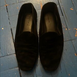 Vince Black Loafers Sleek Slip-Ons